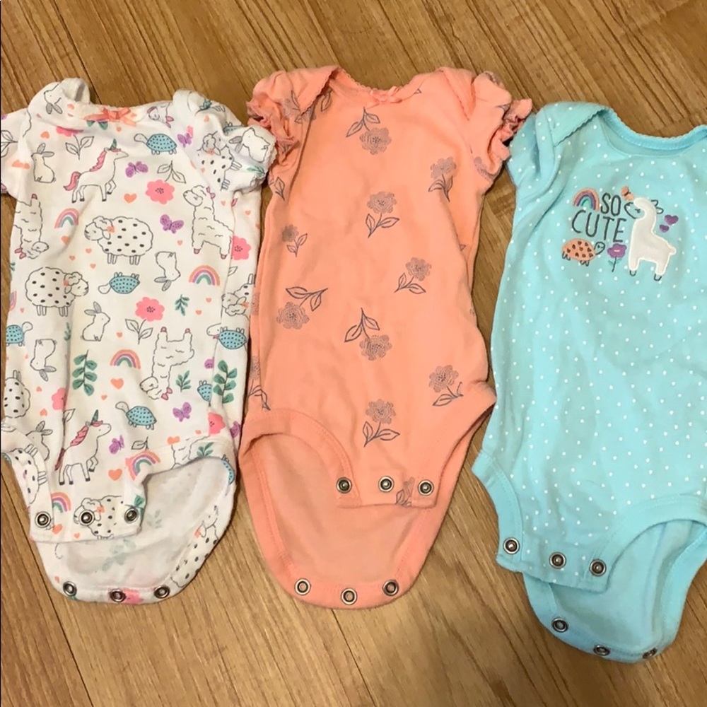 3 bodysuits